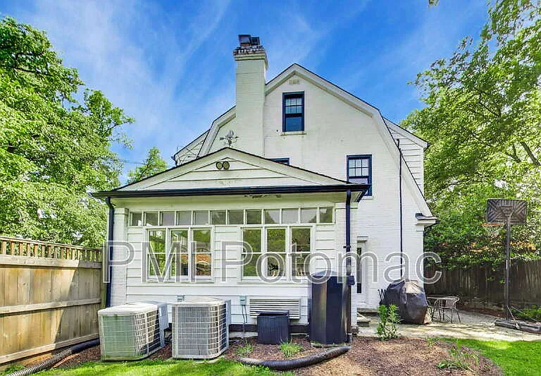 5332 Nevada Ave NW — Photo 41