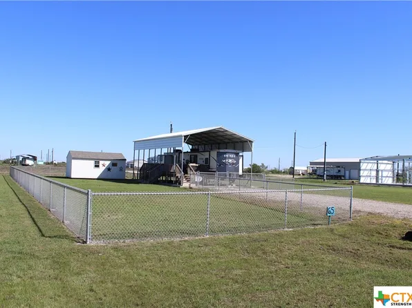 65 Tiger Shark Ln, Palacios, TX 77465