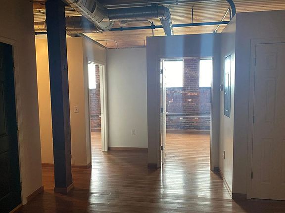 3rd image of 111 N Main St APT 407