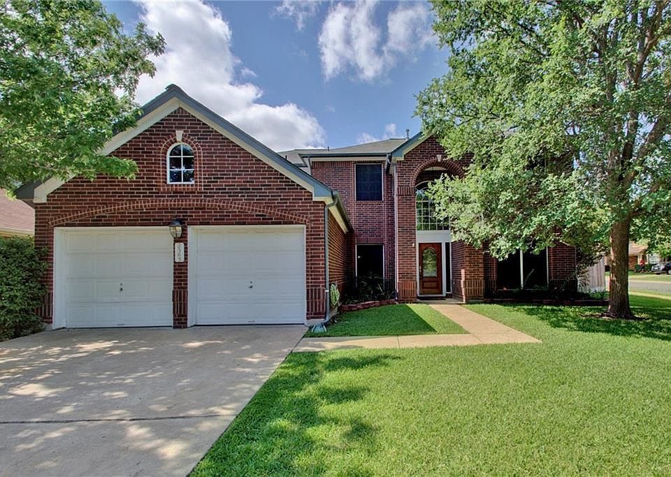 1st image of 2303 Falcon Dr