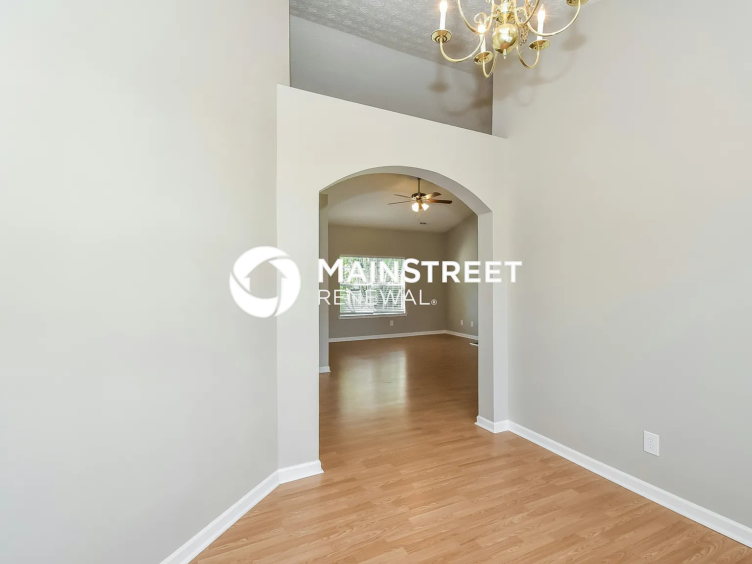 4107 Robin Circle — Photo 3