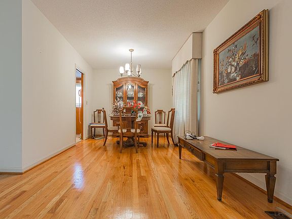 5th image of 934 Brynwood Dr