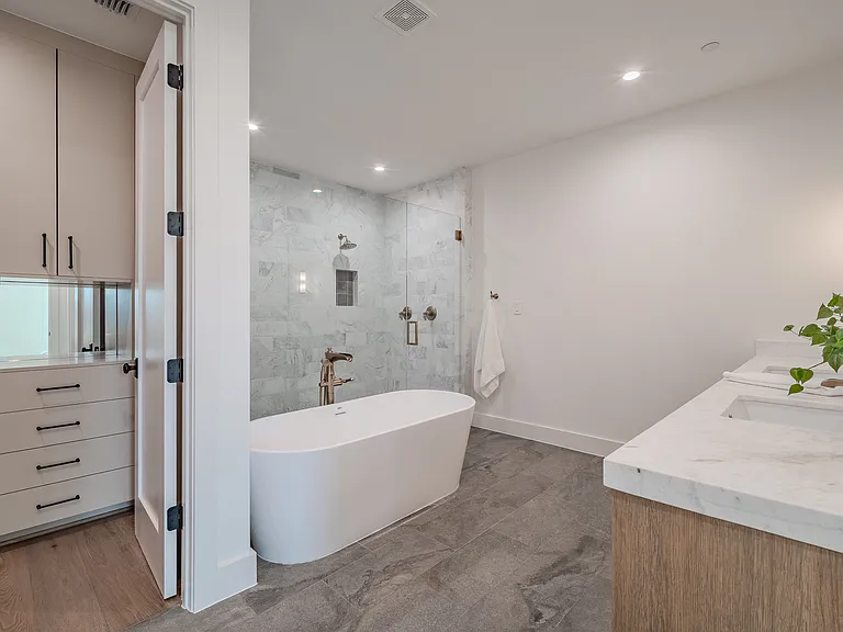 4114 Emerson Ave #2 — Photo 40
