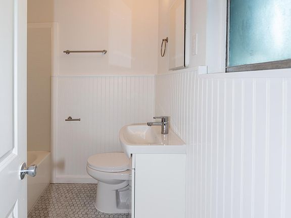 4th image of 3817 Fannin St APT 30