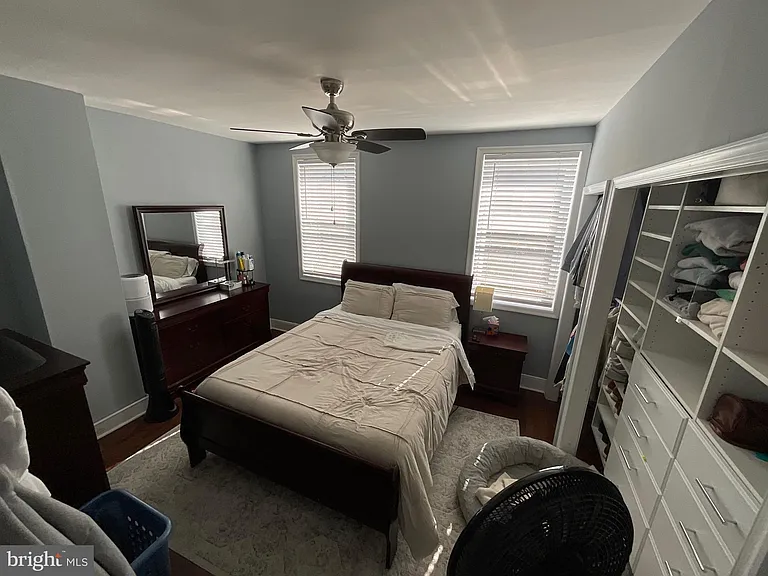2938 E Thompson St — Photo 17