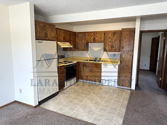 3rd image of 1711 Fetterman Dr APT 1