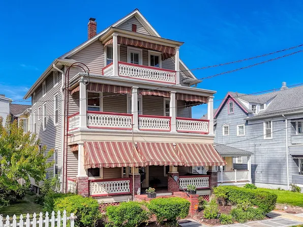 31 Embury Ave, Ocean Grove, NJ 07756