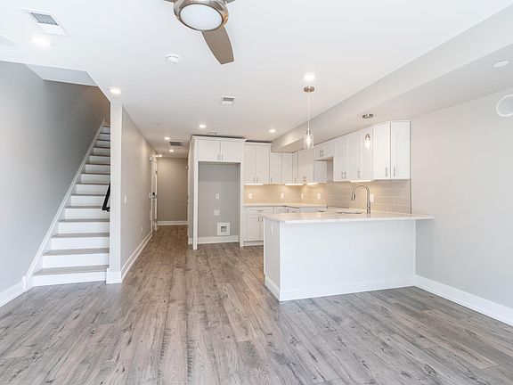 4th image of 2339 N 10th St #3