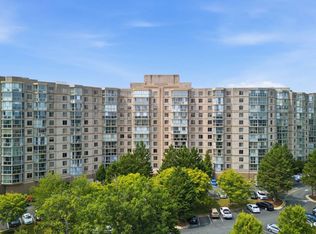 19385 Cypress Ridge Ter UNIT 219, Leesburg, VA 20176