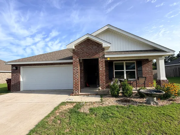 8623 Tarsus Dr, Milton, FL 32583