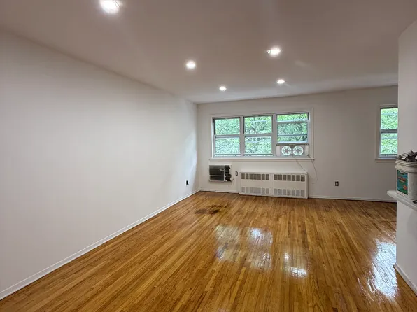 198 Shepherd Ave Floor 1, Brooklyn, NY 11208