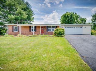 611 Foxx St, Johnson City, TN 37604