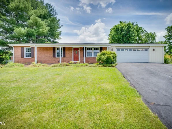 611 Foxx St, Johnson City, TN 37604