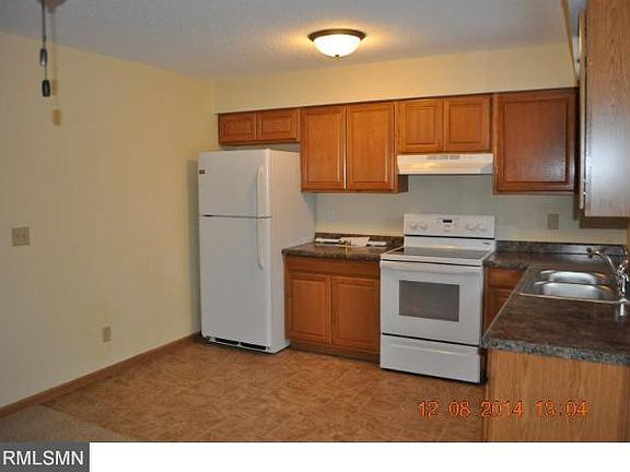 3rd image of 733 Humboldt Ave