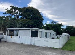 2592 38th Ter S, Palm Springs, FL 33406