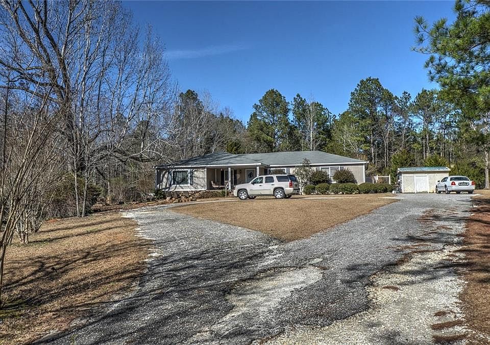 2nd image of 655 Jennifer Dr