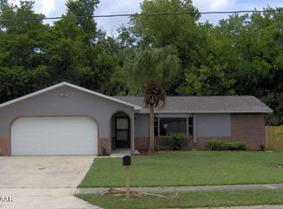 29 Laurel Oaks Cir, Ormond Beach, FL 32174