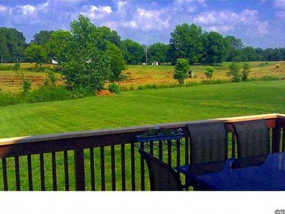 2310 Potter Downs Dr Waxh