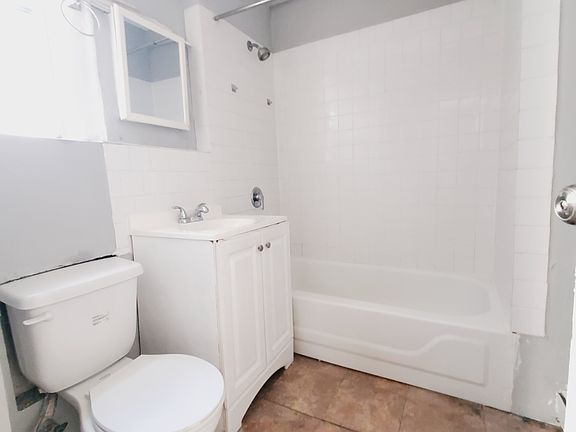 5th image of 68 Williams Ave #1E