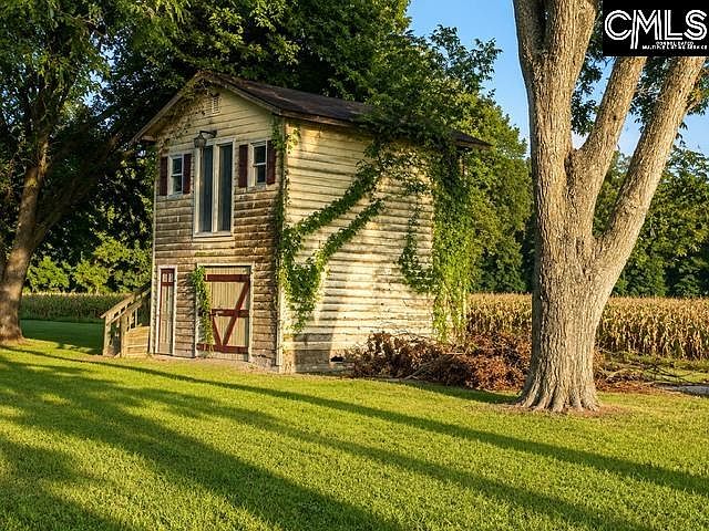 2nd image of 4006 Five Chop Rd
