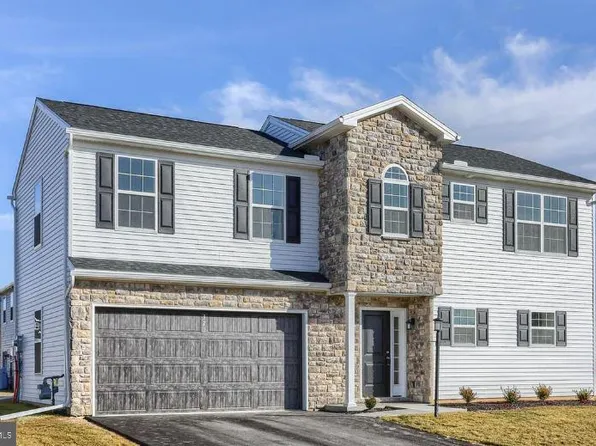 1 Jasmine Dr, Lebanon, PA 17042