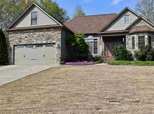 143 Woodland Ave, Inman, SC 29349