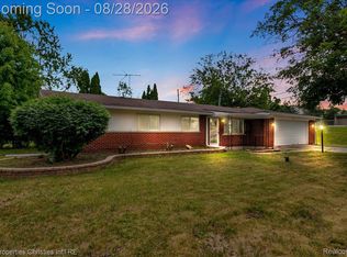 41981 Quince Dr, Novi, MI 48375