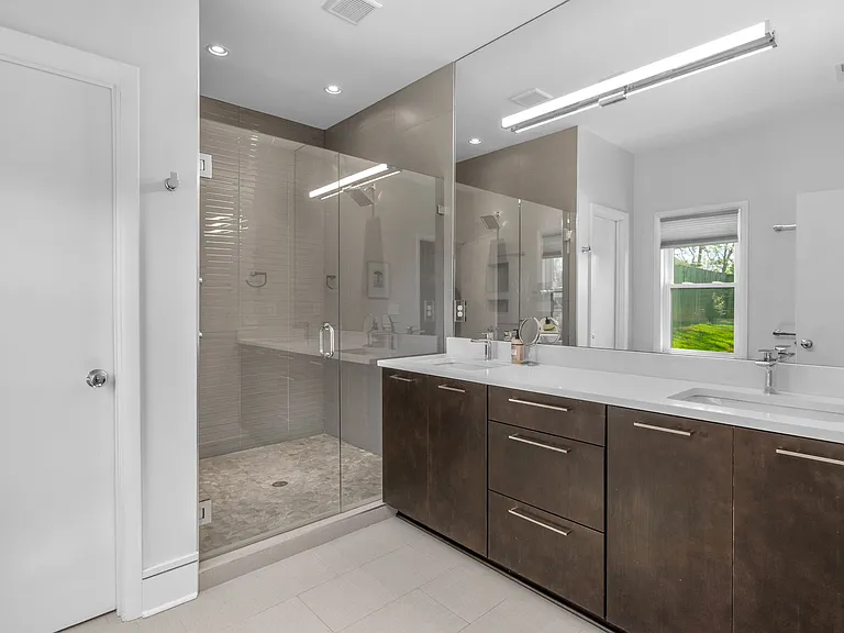 3020 Palm Ave — Photo 37