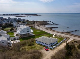2 Beach St, Mattapoisett, MA 02739