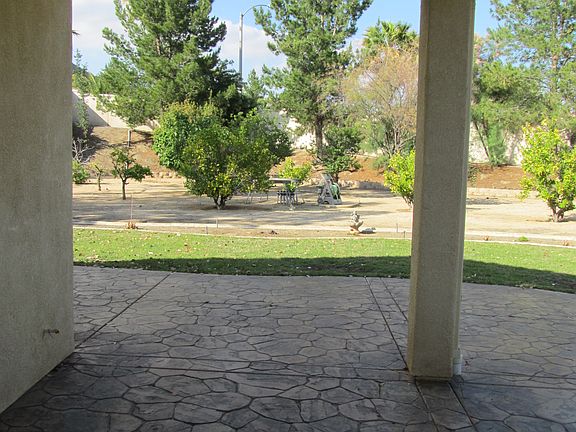3rd image of 28094 Oakhaven Ln
