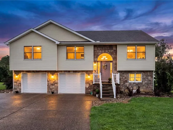 151 Rosewood Dr, Greensboro, PA 15338