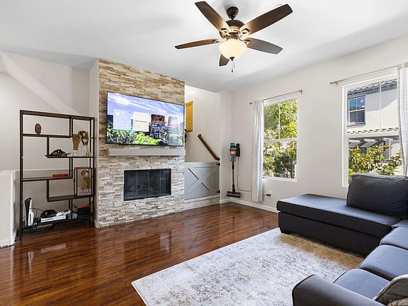 4th image of 2156 Playa Dr Unit 233