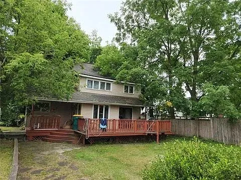 28 Frank St — Photo 1