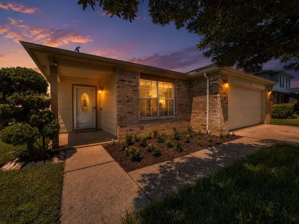 3209 Wheatmeadow Ct, Pearland, TX 77581