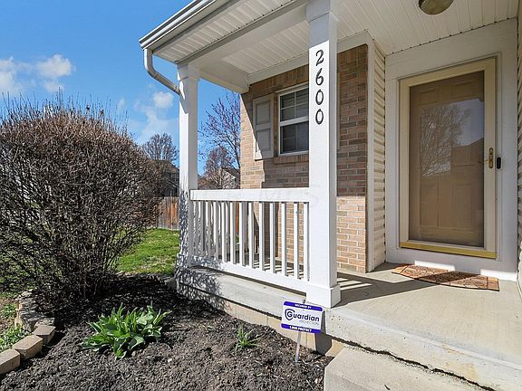 5th image of 2600 Augustwood Dr