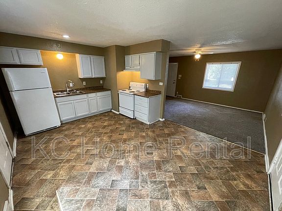 2nd image of 11227 Crystal Ave