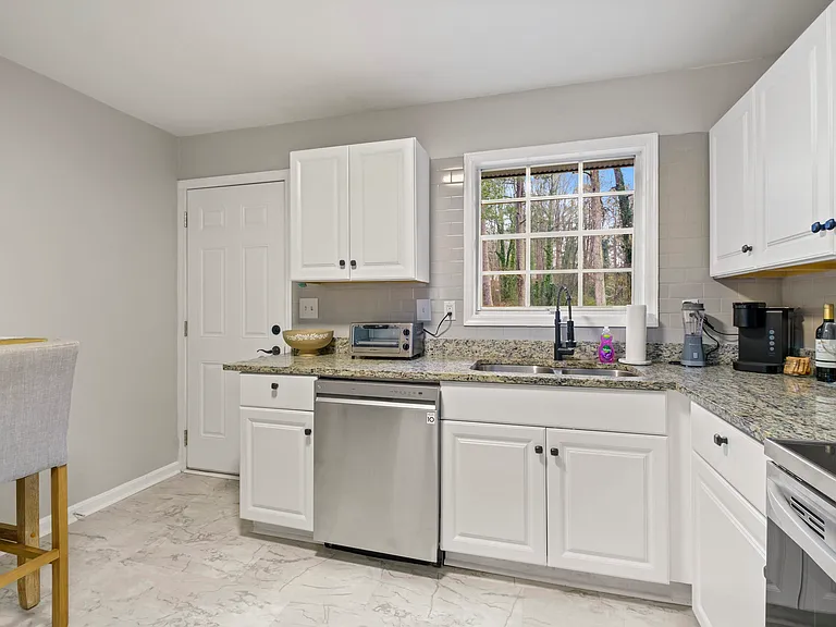 Willivee Dr — Photo 10
