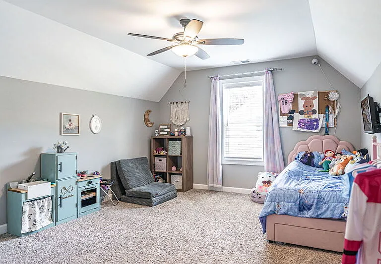 21 Solomon Dr — Photo 22