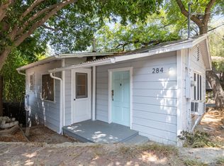 284 Vista Circle Dr, Sierra Madre, CA 91024