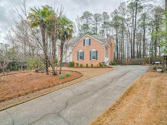 3rd image of 451 Creek Ridge