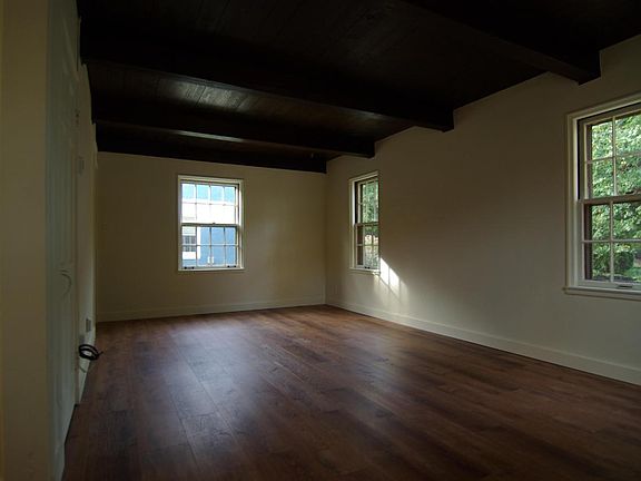 5th image of 5579-80-81 Azalea COURT