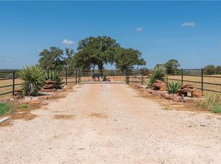 21264 Highway 80 N, Gonzales, TX 78629