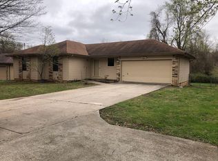 3026 E Grand St, Springfield, MO 65804