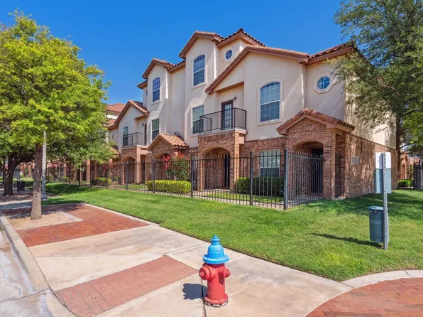 2104 Main St #1, Lubbock, TX 79401
