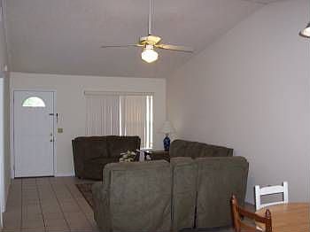 4th image of 222 Lovell Ln