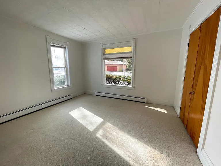 55 Oak St #1 — Photo 7