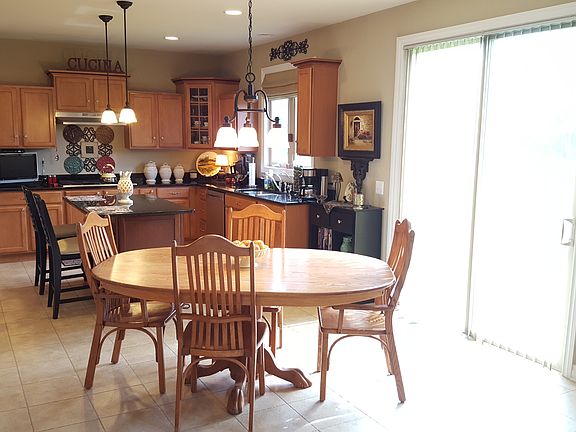 3rd image of 10094 Otter Dr