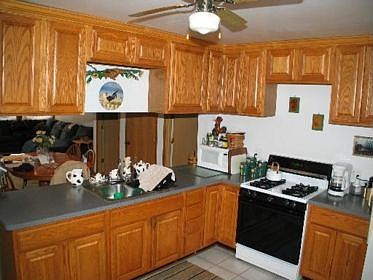 5th image of 102 Smallmouth Ln