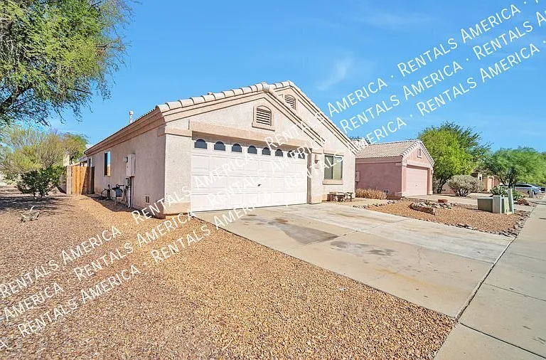 2252 W Silver River Way — Photo 22