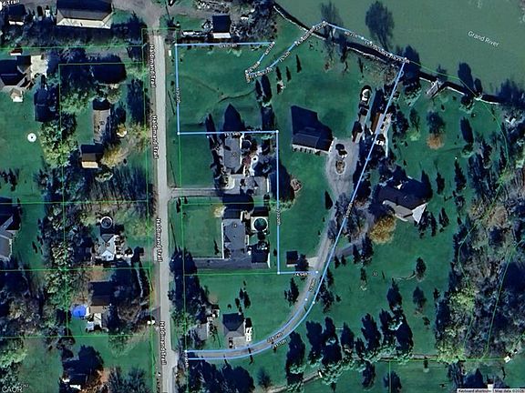 3rd image of 32 A Haldimand Trl